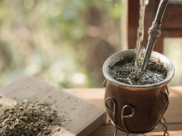 Mate Detox Tee